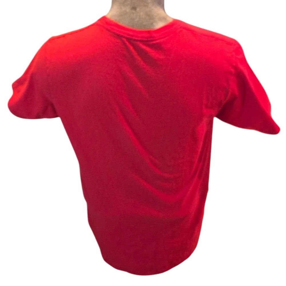 Peanuts Snoopy T-Shirt Sz M Red Chill Doghouse Cartoon Novelty Retro TV Shows - Picture 3 of 11